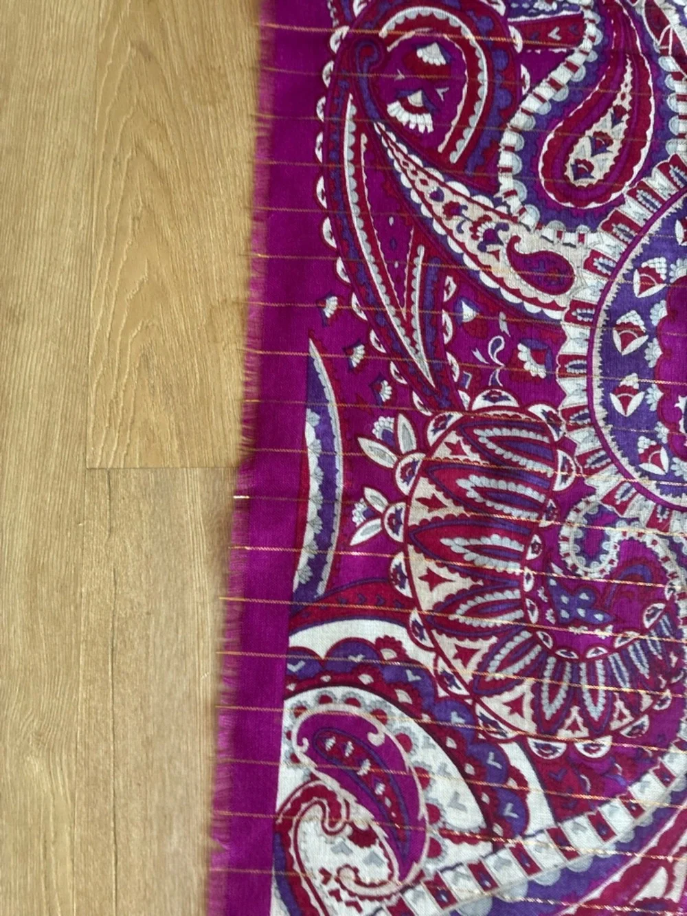 Vintage Oscar de la Renta wool  fuchsia paisley metallic luxury Square Scarf